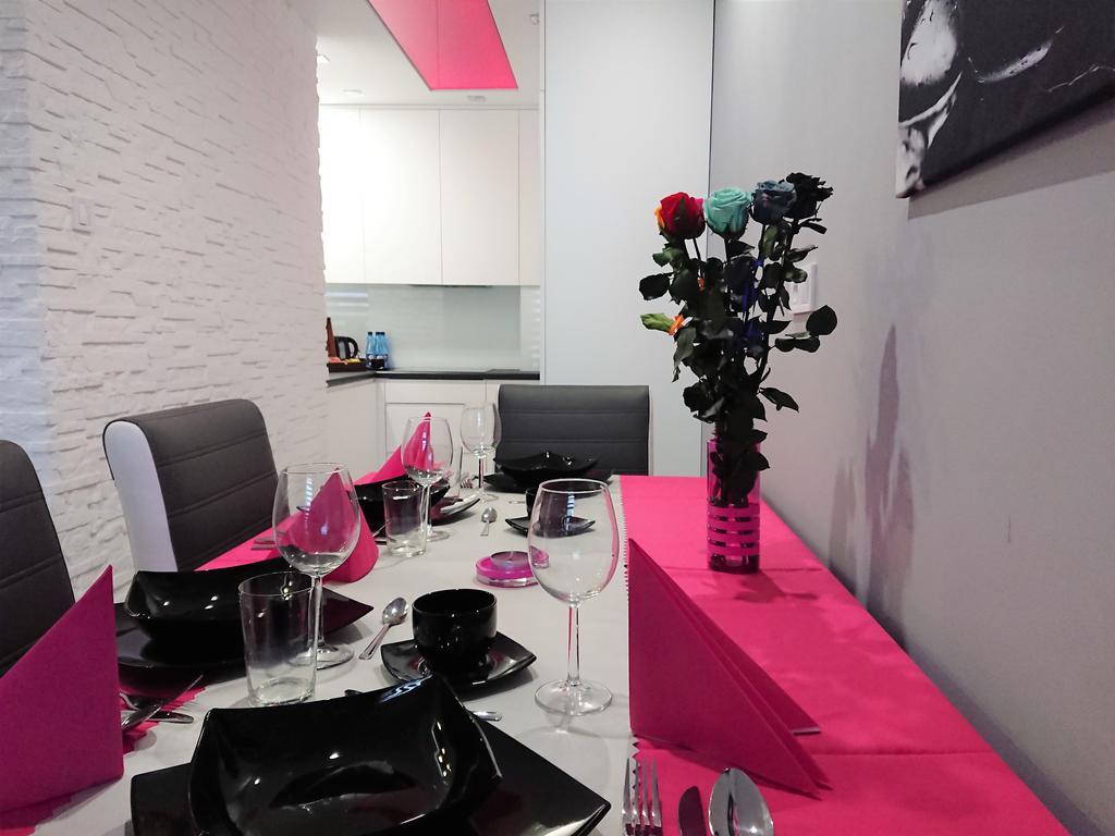 키엘체 Apartament Exclusive 아파트 외부 사진